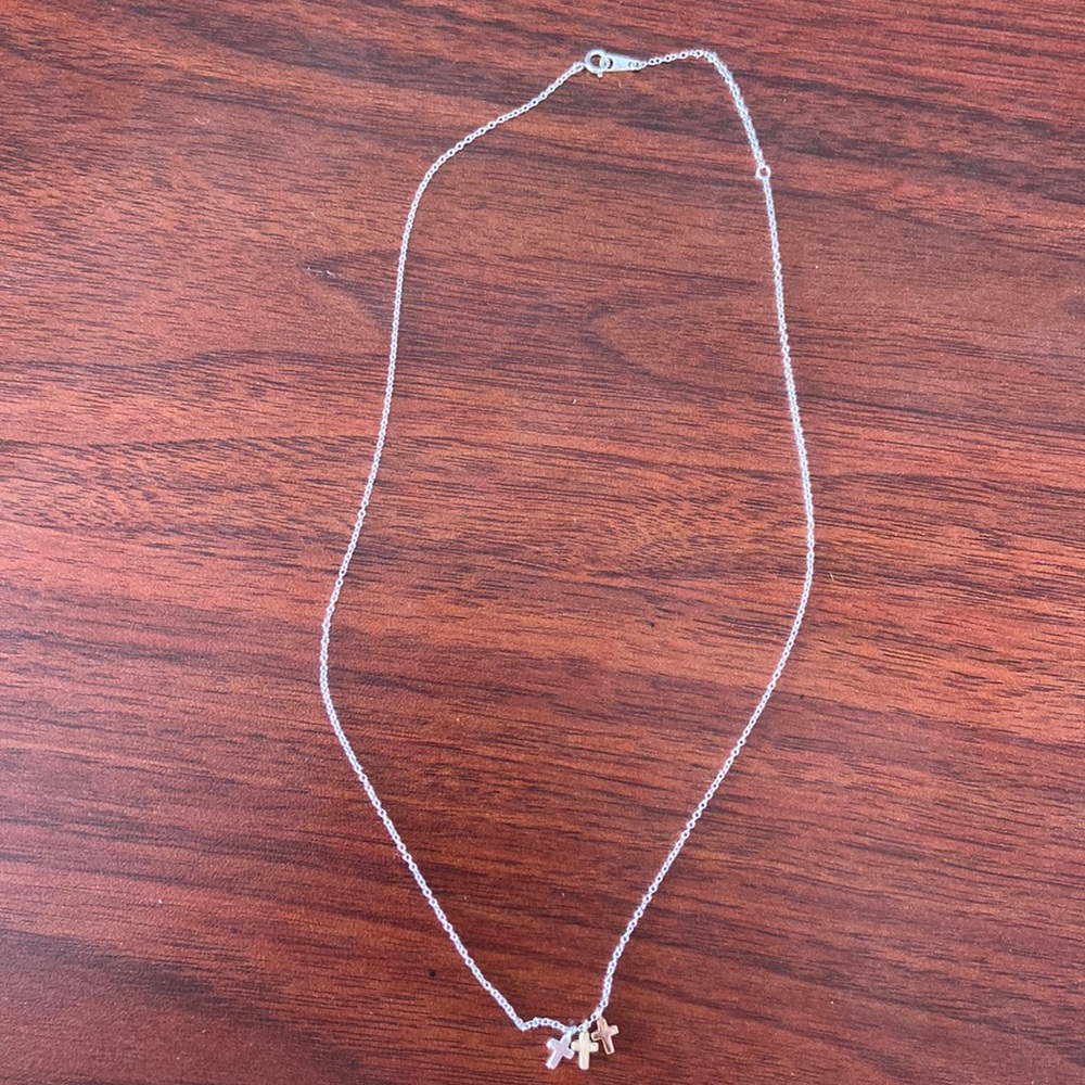Cross charm necklace